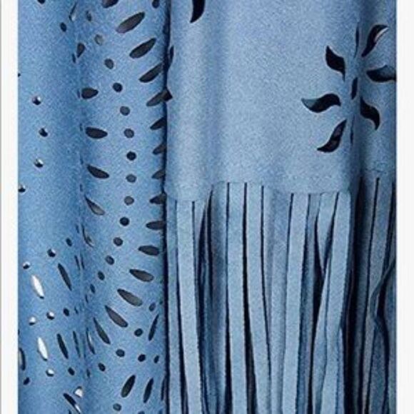 NEW Laser Cutout Fringed Suede Wrap - Picture 2 of 4